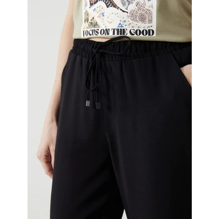 LCWAIKIKI Classic Siyah Beli Lastikli Havuç Kesim Kadın Pantolon