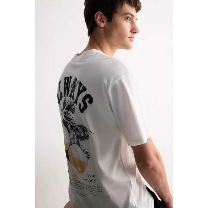 Defacto E0910 Ekru %100 Pamuk Boxy Fit Bisiklet Yaka Sırt Baskılı Kısa Kollu Tişört