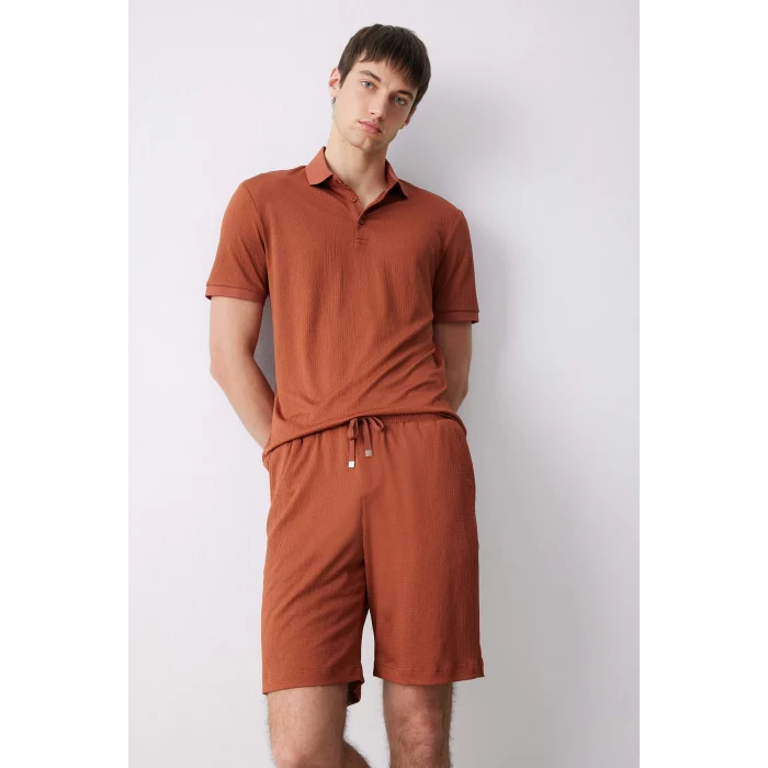 Defacto E1222 Kahve Slim Fit Dar Kesim Dokulu Kısa Kollu Krinkıl Polo Tişört