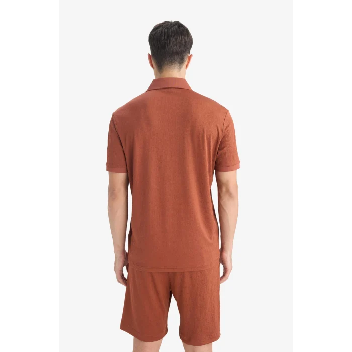 Defacto E1222 Kahve Slim Fit Dar Kesim Dokulu Kısa Kollu Krinkıl Polo Tişört