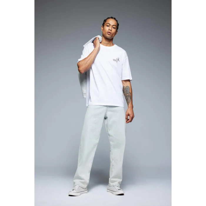 Defacto E0615 Beyaz %100 Pamuk Looney Tunes Boxy Fit Bisiklet Yaka Sırt Baskılı Kısa Kollu Tişört