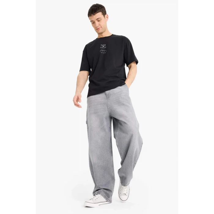 Defacto E0618 Siyah %100 Pamuk Batman Boxy Fit Bisiklet Yaka Sırt Baskılı Kısa Kollu Tişört