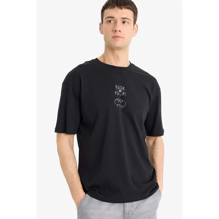 Defacto E0618 Siyah %100 Pamuk Batman Boxy Fit Bisiklet Yaka Sırt Baskılı Kısa Kollu Tişört