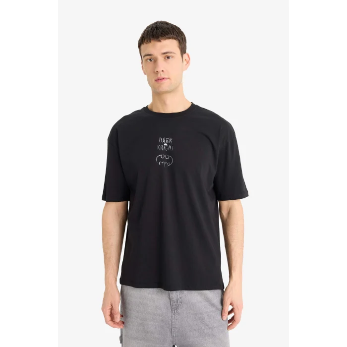 Defacto E0618 Siyah %100 Pamuk Batman Boxy Fit Bisiklet Yaka Sırt Baskılı Kısa Kollu Tişört