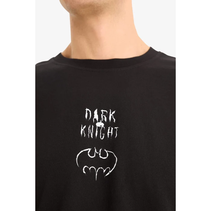 Defacto E0618 Siyah %100 Pamuk Batman Boxy Fit Bisiklet Yaka Sırt Baskılı Kısa Kollu Tişört