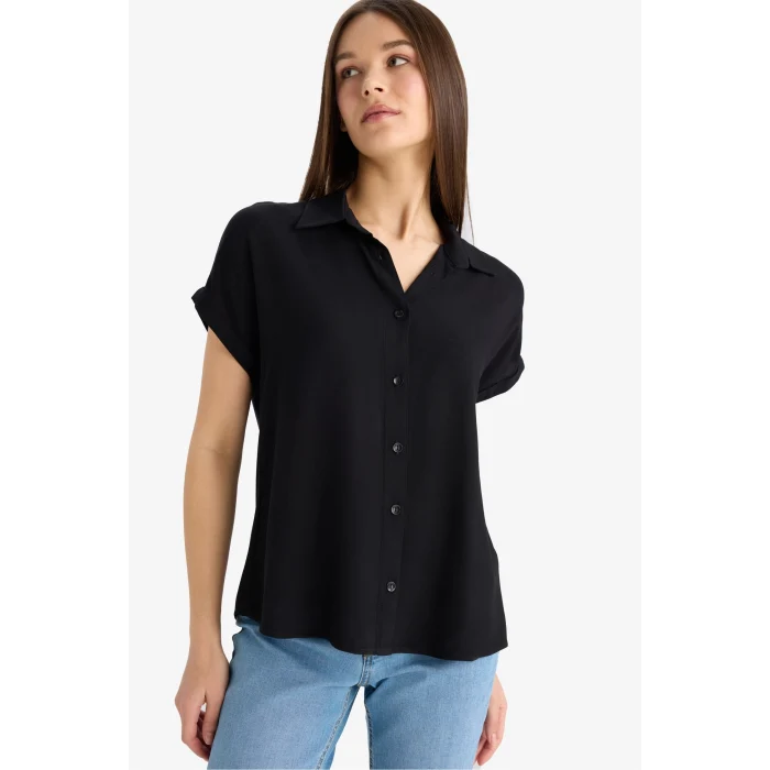 Defacto N7819 Siyah Regular Fit Basic Düz Viskon Kısa Kollu Gömlek