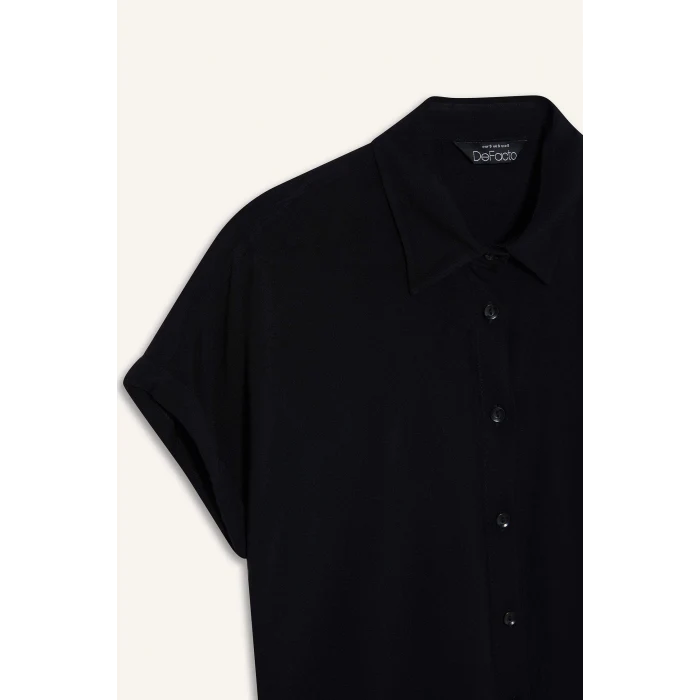 Defacto N7819 Siyah Regular Fit Basic Düz Viskon Kısa Kollu Gömlek