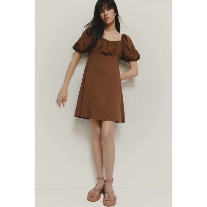 Defacto E0896 Kahve Kare Yaka Keten Karışımlı Kısa Kollu Midi Yazlık Elbise