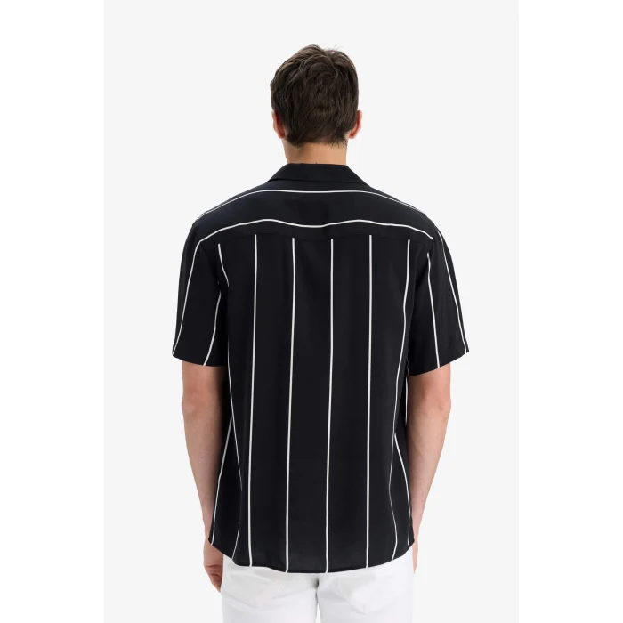 Defacto E2559 Siyah Regular Fit Apaş Yaka Çizgili Yazlık Kısa Kollu Gömlek