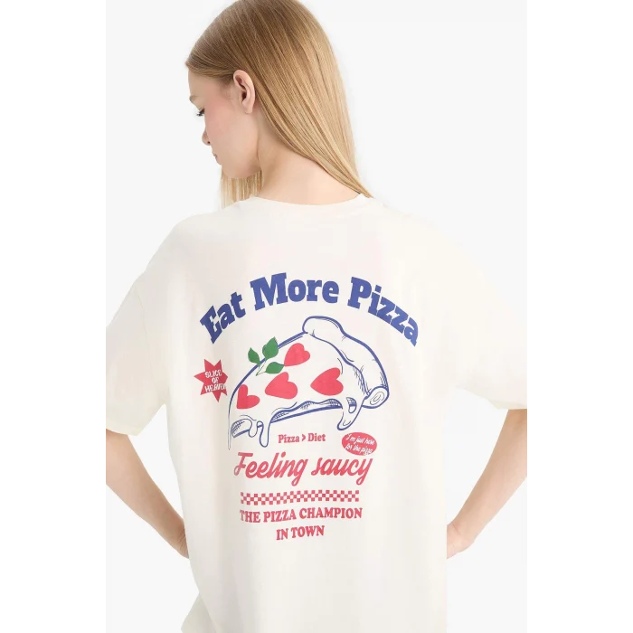 Defacto F2646 Ekru Coool Oversize Geniş Kalıp Bisiklet Yaka Sırt Baskılı Kısa Kollu Tişört