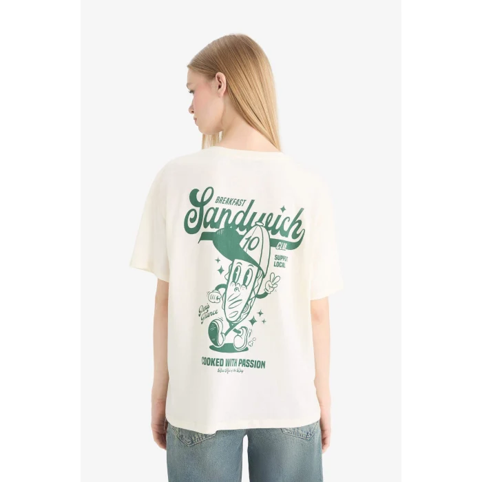 Defacto F2645 Ekru Coool Oversize Geniş Kalıp Bisiklet Yaka Sırt Baskılı Kısa Kollu Tişört