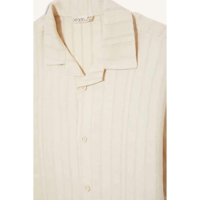 Defacto E5831 Bej Erkek Çocuk Oversize Geniş Kalıp Polo Yaka Kısa Kollu Gömlek