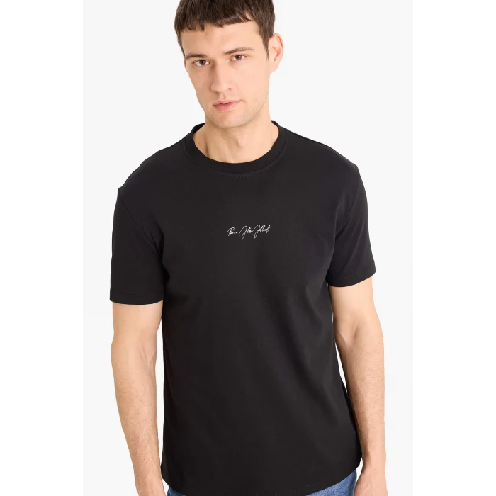 Defacto D7062 Siyah %100 Pamuk Diego Velazquez Regular Fit Bisiklet Yaka Sırt Baskılı Kısa Kollu Tişört