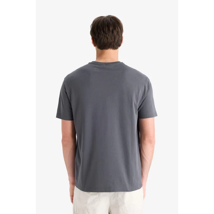 Defacto E3263 Antrasit %100 Pamuk Deadpool Regular Fit Bisiklet Yaka Baskılı Kısa Kollu Tişört