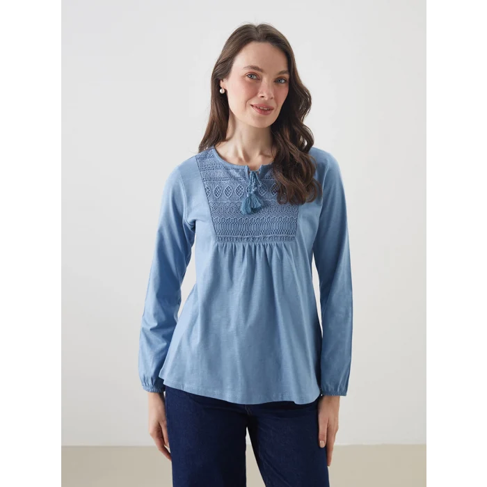 LCW Grace Mavi Bisiklet Yaka Nakışlı Bluz