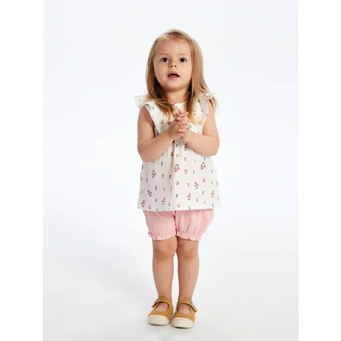 LCW baby Ekru Bisiklet Yaka Çiçekli Kız Bebek Bluz ve Şort 2li
