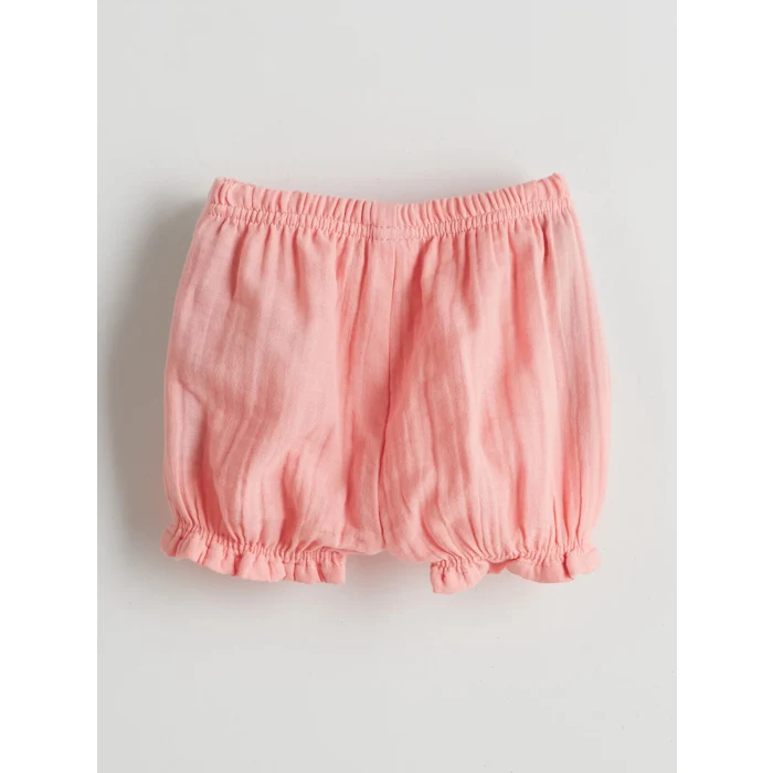 LCW baby Ekru Bisiklet Yaka Çiçekli Kız Bebek Bluz ve Şort 2li