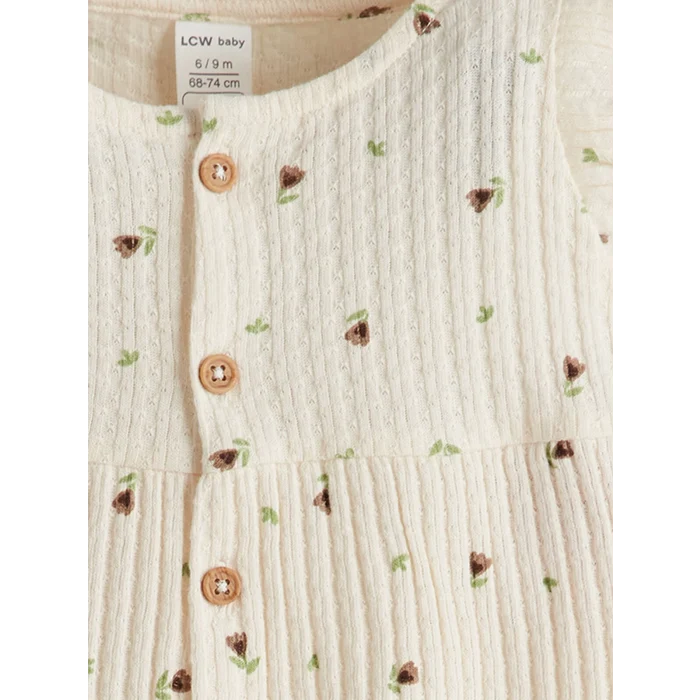 LCW baby Ekru Bisiklet Yaka Çiçekli Kız Bebek Bluz ve Şort 2li