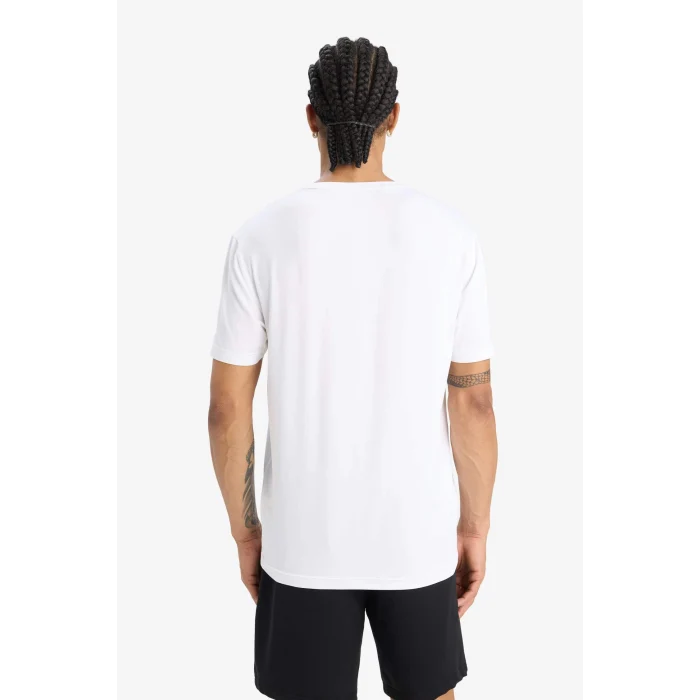 Defacto C9268 Beyaz DeFactoFit Standart Fit Bisiklet Yaka Baskılı Esnek Kumaş Sporcu Kısa Kollu Tişört