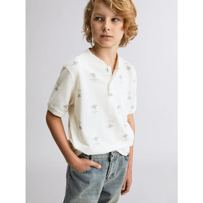 LCW Kids Ekru Hakim Yaka Erkek Çocuk Tişört