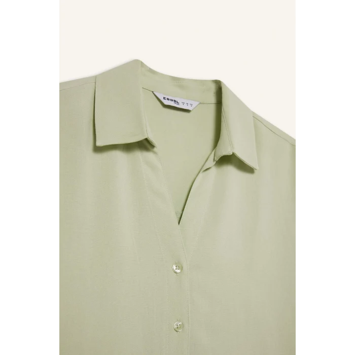 Defacto C3807 Yeşil Oversize Geniş Kalıp Keten Karışımlı Kısa Kollu Gömlek