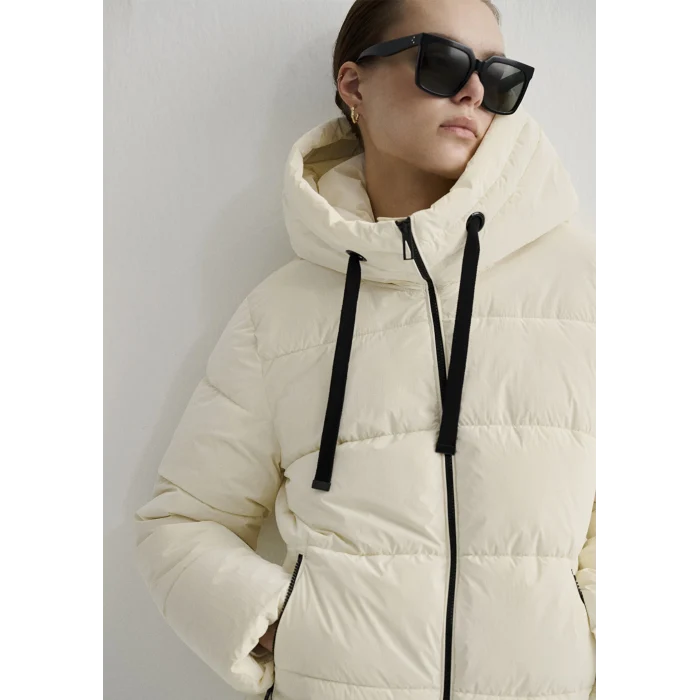 Mavi 1110043-83043 Kapüşonlu Ekru Şişme Mont