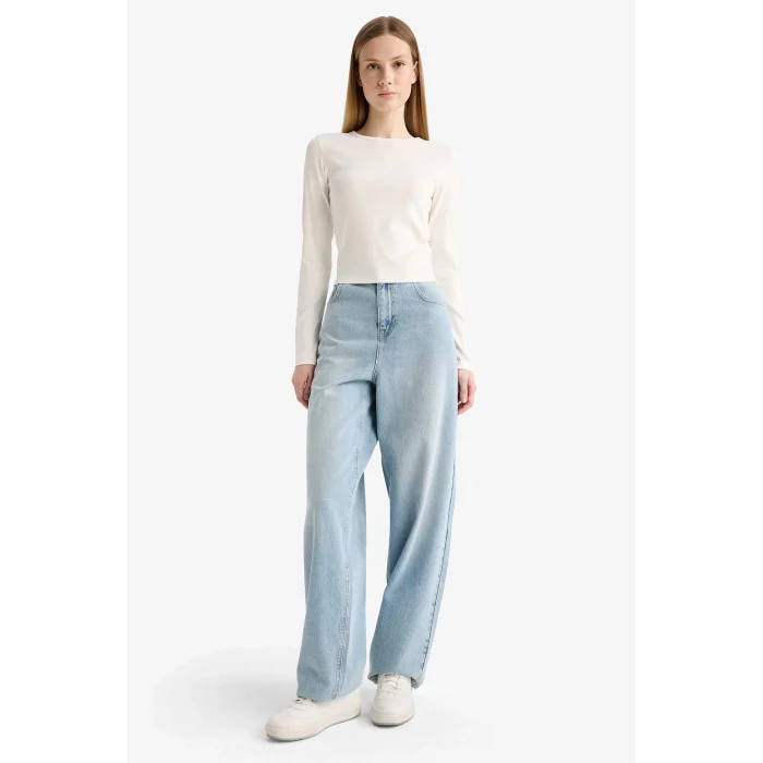 Defacto E7797 Beyaz Coool Fitted Basic Düz Ribana Uzun Kollu Beyaz Tişört