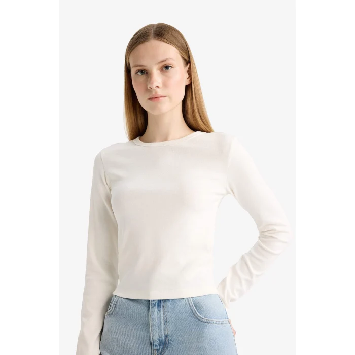 Defacto E7797 Beyaz Coool Fitted Basic Düz Ribana Uzun Kollu Beyaz Tişört