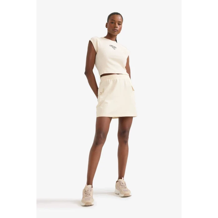 Defacto E3829 Bej DeFactoFit NBA Chicago Bulls Standart Fit Bisiklet Yaka Nakış Baskı Fitilli Kaşkorse Kısa Kollu Tişört