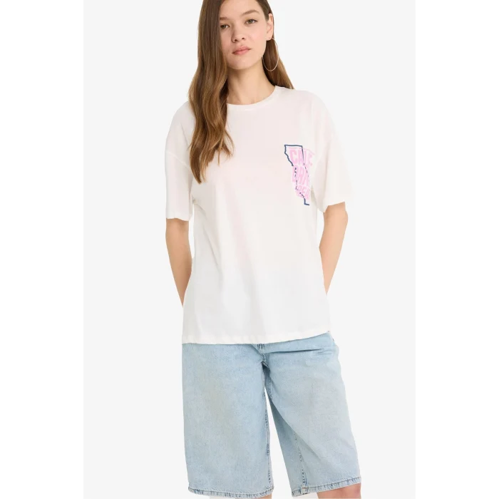 Defacto F4789 Beyaz Coool Oversize Geniş Kalıp Bisiklet Yaka Baskılı Kısa Kollu Tişört