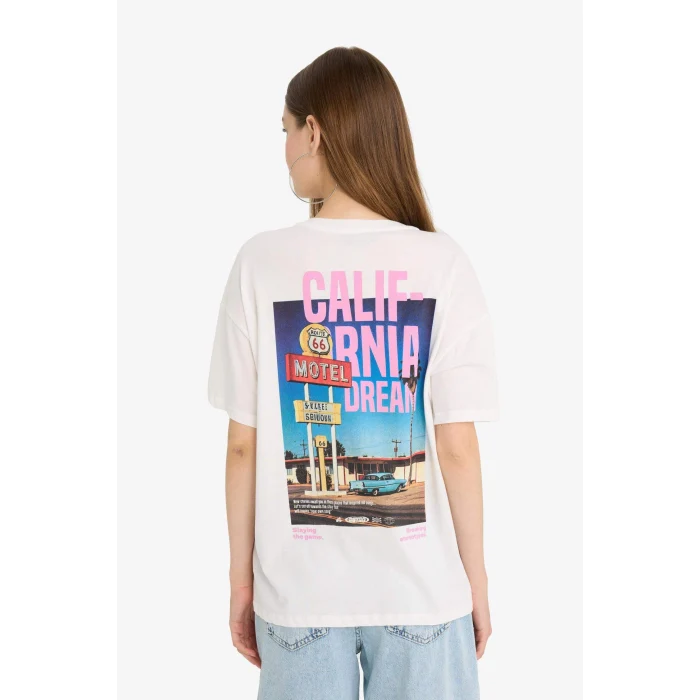 Defacto F4789 Beyaz Coool Oversize Geniş Kalıp Bisiklet Yaka Baskılı Kısa Kollu Tişört