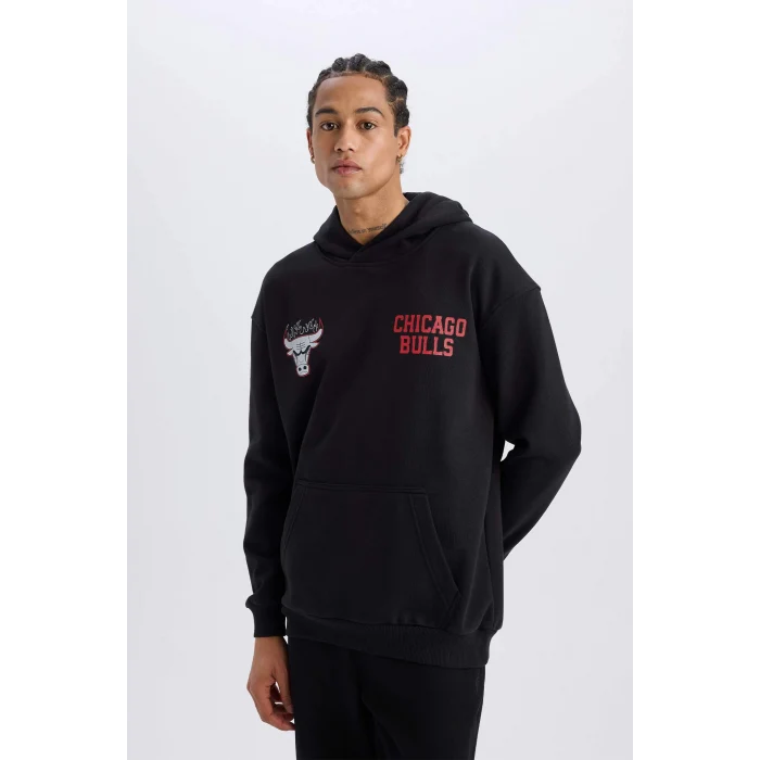 Defacto D6574 Siyah DeFactoFit NBA Chicago Bulls Boxy Fit Kapüşonlu Sırt Baskıllı Kalın Sweatshirt