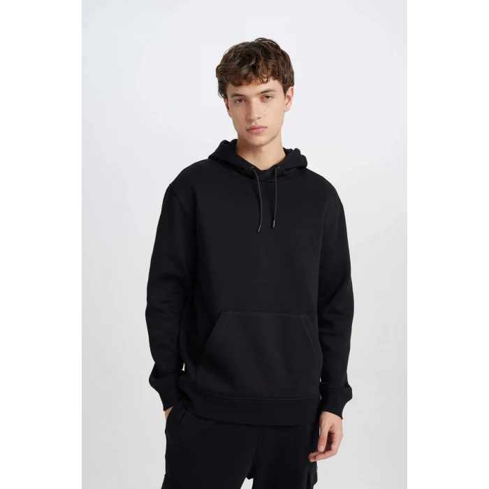 Defacto X8283 Siyah Regular Fit Kapüşonlu Kanguru Cepli İçi Yumuşak Tüylü Basic Düz Sweatshirt