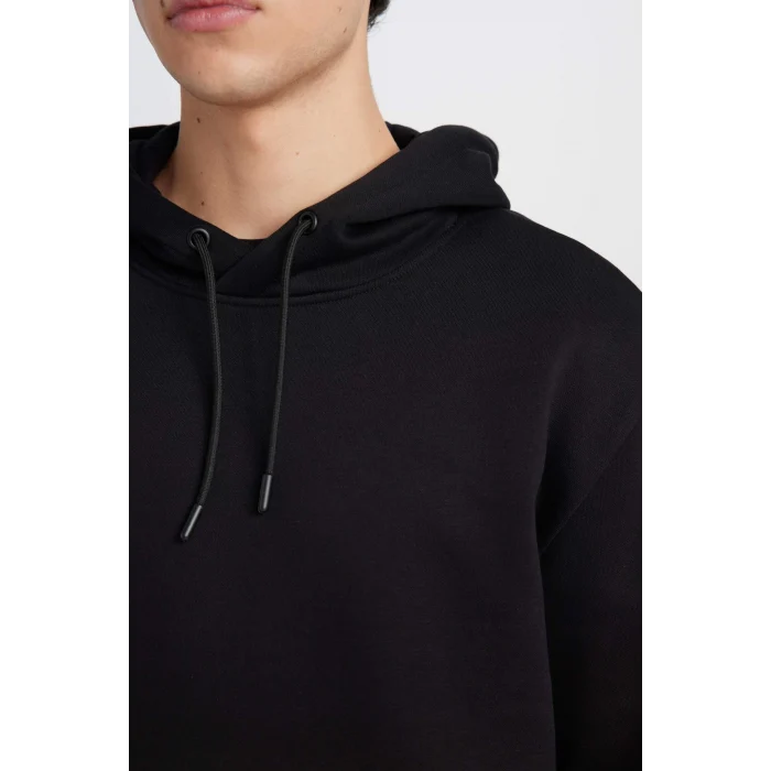 Defacto X8283 Siyah Regular Fit Kapüşonlu Kanguru Cepli İçi Yumuşak Tüylü Basic Düz Sweatshirt
