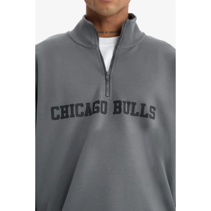 Defacto D8616 Gri DeFactoFit NBA Chicago Bulls Oversize Geniş Kalıp Fermuarlı Dik Yaka Skuba Dalgıç Kumaş Sweatshirt