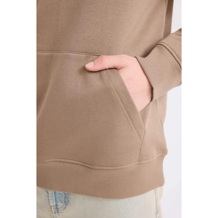 Defacto X8283 Kahve Regular Fit Kapüşonlu Kanguru Cepli İçi Yumuşak Tüylü Basic Düz Sweatshirt