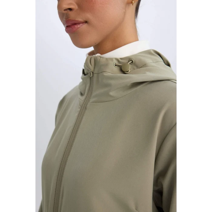 Defacto D6084 Haki DeFactoFit Su İtici Kapüşonlu Fermuarlı Esnek Dokulu Mevsimlik Baharlık Mont