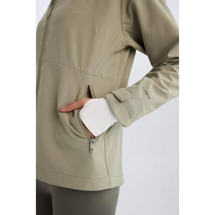 Defacto D6084 Haki DeFactoFit Su İtici Kapüşonlu Fermuarlı Esnek Dokulu Mevsimlik Baharlık Mont