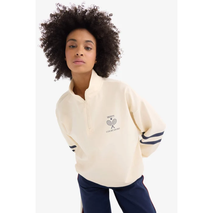 Defacto D7132 Ekru DeFactoFit Oversize Geniş Kalıp Yarım Fermuarlı Baskılı Sporcu Sweatshirt