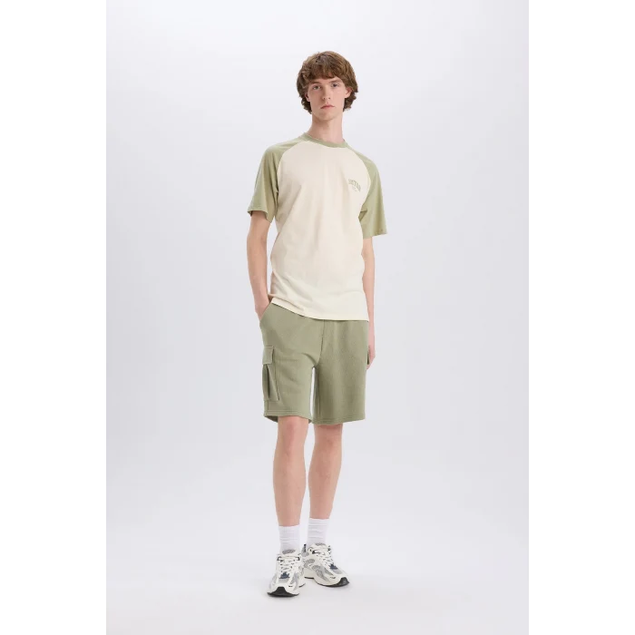 Defacto D9494 Haki Regular Fit Beli Bağcıklı Kargo Cepli Şort