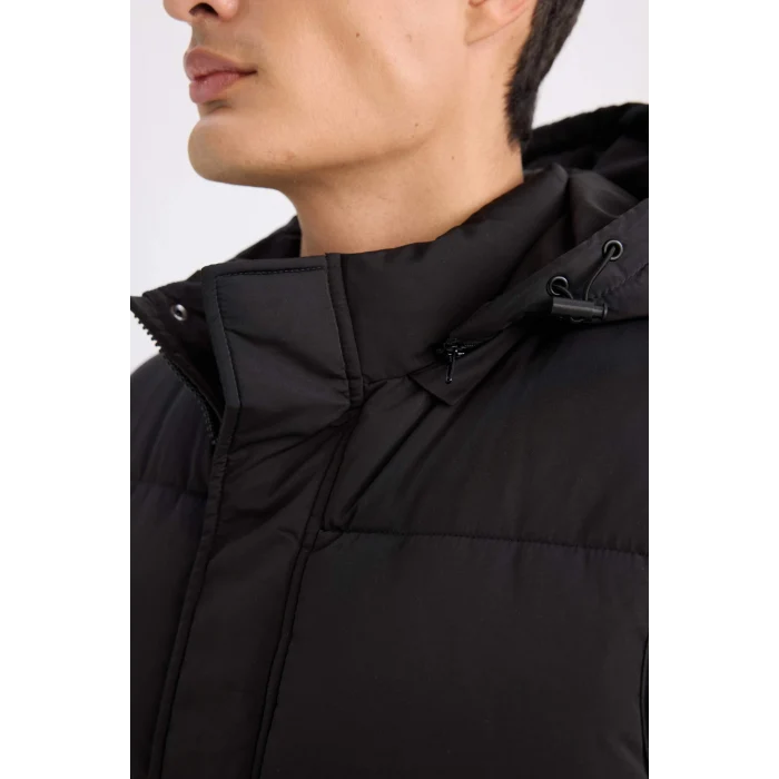 Defacto D6285 Siyah Regular Fit Kapüşonlu Fermuarlı Cepli Şişme Yelek