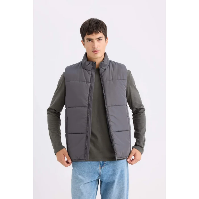 Defacto D6286 Antrasit Regular Fit Dik Yaka Fermuarlı Şişme Yelek