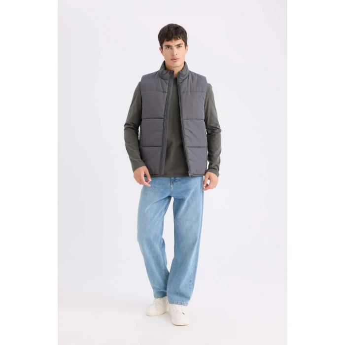 Defacto D6286 Antrasit Regular Fit Dik Yaka Fermuarlı Şişme Yelek