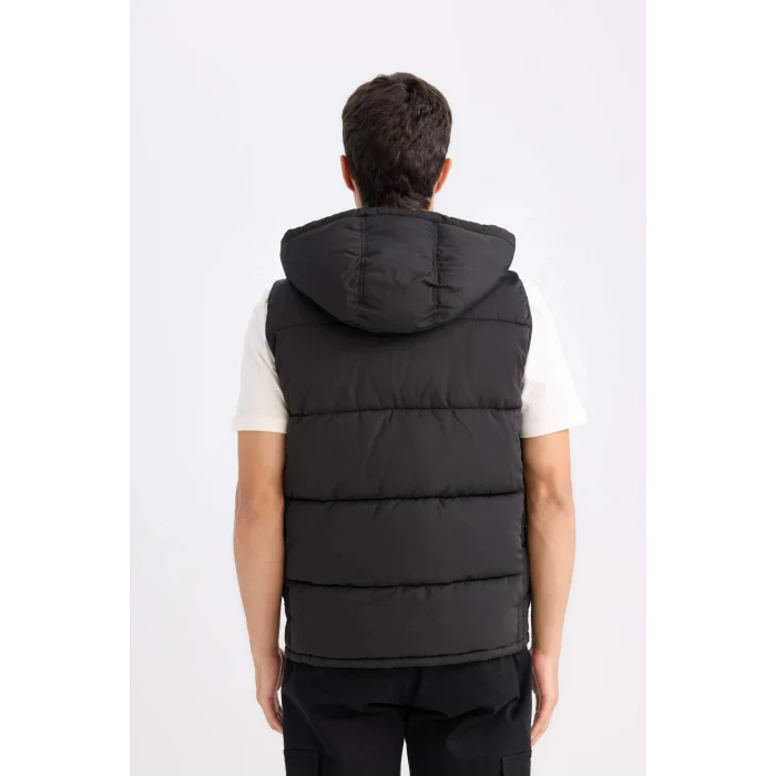 Defacto D6285 Siyah Regular Fit Kapüşonlu Fermuarlı Cepli Şişme Yelek