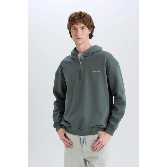 Defacto D6998 Yeşil Boxy Fit Kapüşonlu Yarım Fermuarlı Baskılı Sweatshirt
