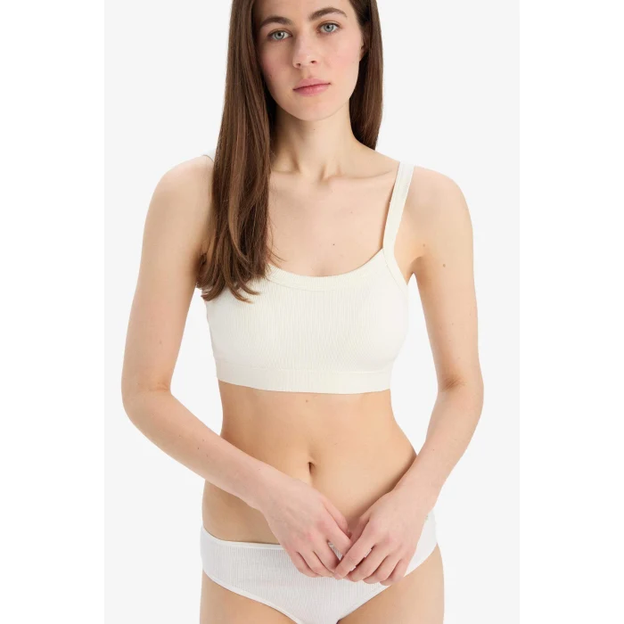 Defacto C1972 Beyaz Çıkarılabilir Pedli Seamles Bra-Fall in Love