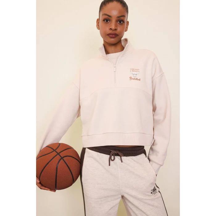 Defacto D6123 Ekru DeFactoFit NBA Chicago Bulls Yarım Fermuarlı Sweatshirt