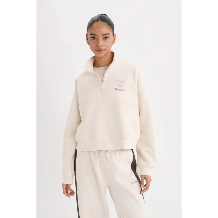 Defacto D6123 Ekru DeFactoFit NBA Chicago Bulls Yarım Fermuarlı Sweatshirt