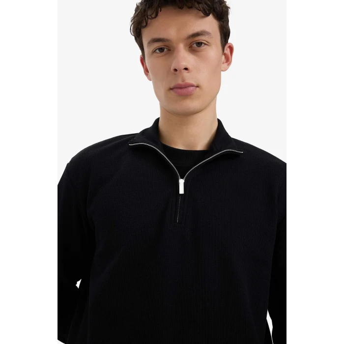 Defacto D7543 Siyah Comfort Fit Dik Yaka Dokulu Yarım Fermuarlı Waffle Sweatshirt