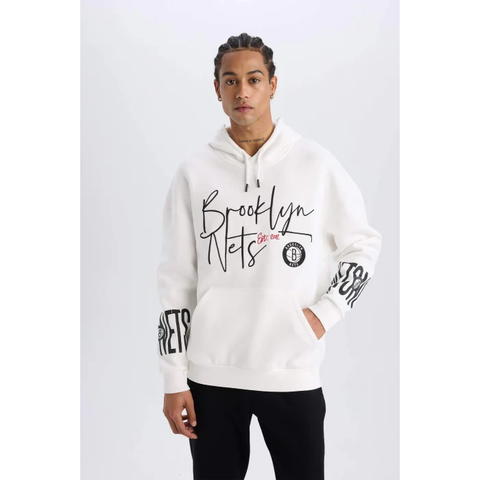 Defacto D8513 Ekru DeFactoFit NBA Brooklyn Nets Oversize Geniş Kalıp Kapüşonlu Kalın Sweatshirt